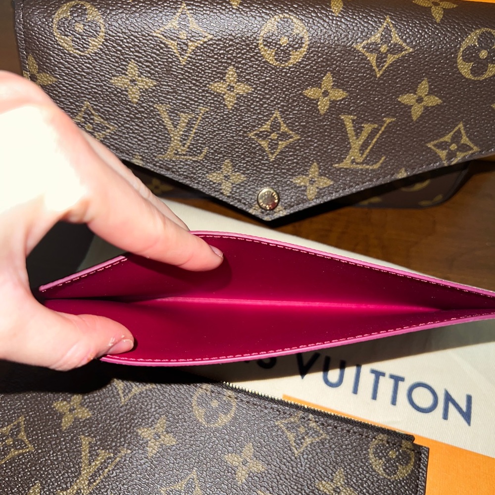 Louis Vuitton Felicie Pochette - Picture 8 of 13